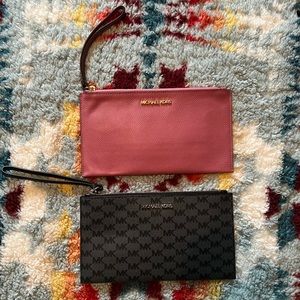 Michael Kors Clutch/Wristlet Bundle